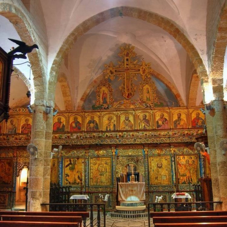 المطران يوسف متى يناشد المسؤولين بوضع حد للحلول الحربية واللجوء الى السلام