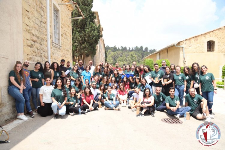 شبيبة موطن يسوع تختتم مخيمها في بيت جالا