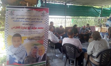 وفد من منتدى العائلات الثكلى يقدم واجب العزاء في الطفل محمد العلامي من الخليل