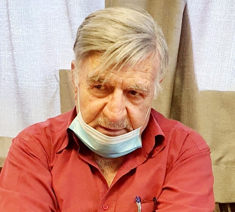 الدجاجة والفلسفة!