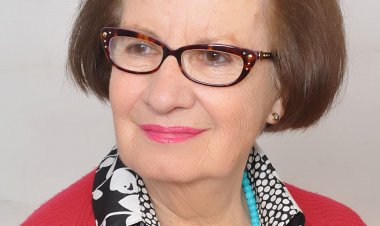 الأوساط الثقافية الفلسطينية تنعى الأديبة سلافة حجاوي