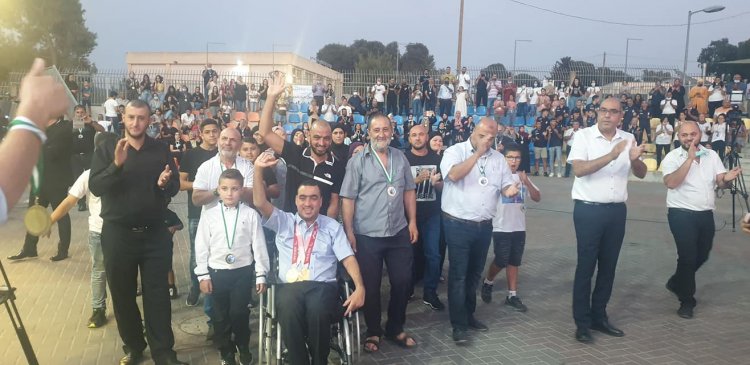 بلدية شفاعمرو تقيم حفلا تكريميا جماهيريا احتفاء ببطل السباحة العالمي إياد شلبي