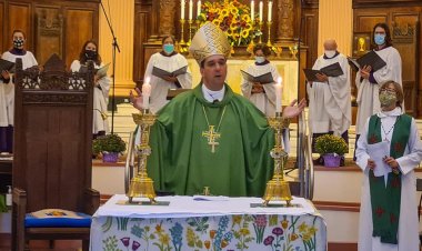 رئيس الأساقفة حسام نعوم يترأس قداس الأحد ويعظ في كاتدرائية القديس بولس الأسقفية في بوسطن