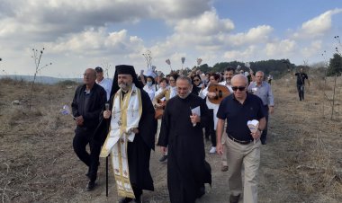 مشاركة جماهيرية ودينية واسعة في يوم إقرث تحت رعاية الأسقفين يوسف متى وموسى الحاج