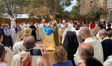 الكنيسة الكاثوليكية في سائر الأراضي المقدسة تفتتح المرحلة الأبرشية للسينودس