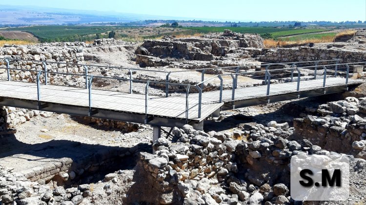 تعرف على حاصور-  تل القدح