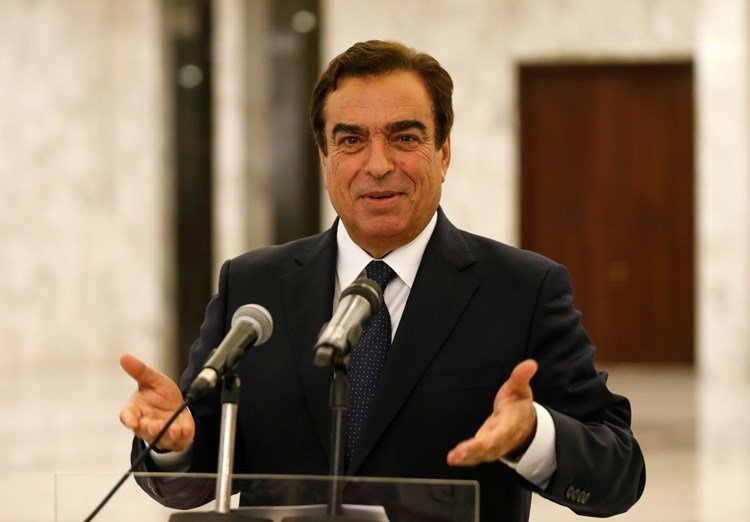 جورج قرداحي يتحدى الضغوطات ويؤكد أن استقالته من الحكومة اللبنانية غير واردة