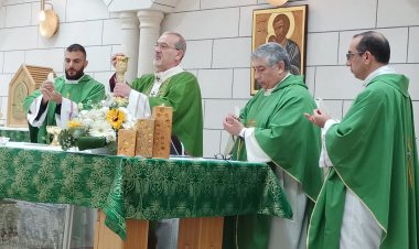 البطريرك اللاتيني بيتسابالا يترأس قداس الأحد في رعية شفاعمرو