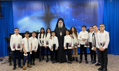 المطران عطالله حنا يشرف على الحلقة الرابعة من مسابقة معرفة الكتاب المقدس السادسة في الناصرة