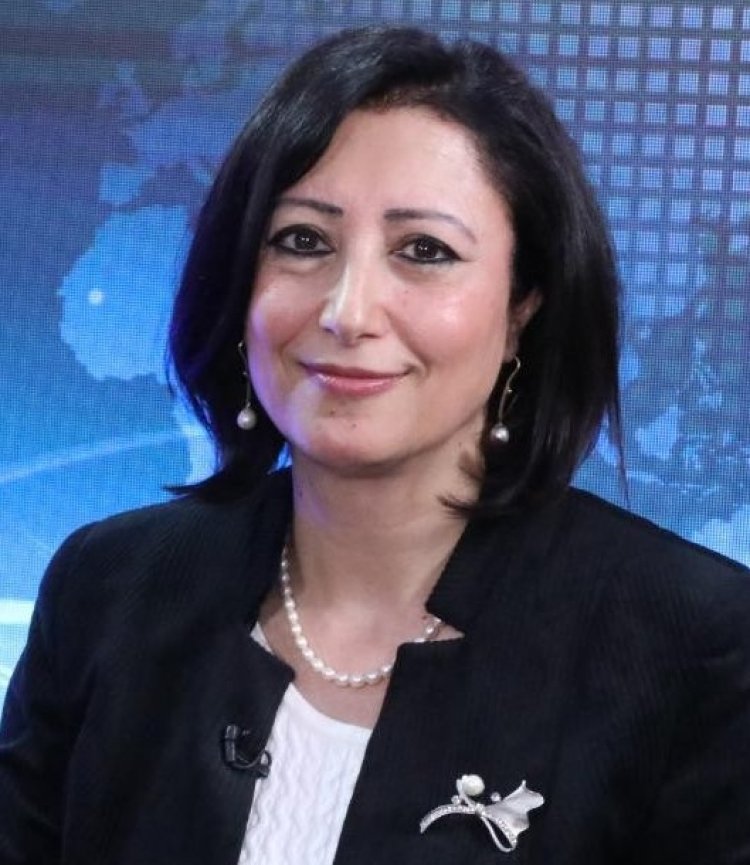 "أشواق تشرين" الديوان الثاني للشاعرة د. روز اليوسف شعبان