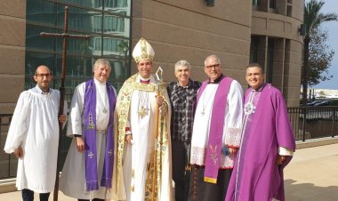 رئيس الأساقفة حسام نعوم يترأس قداس الأحد في كنيسة جميع القديسين في بيروت