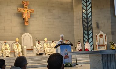 قداس تدشين كنيسة سيدة الجزيرة العربية في البحرين