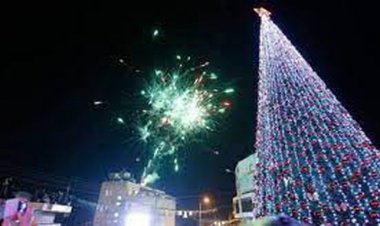 بيت ساحور تحتفل باضاءة شجرة الميلاد استعدادا لاستقبال العيد المجيد