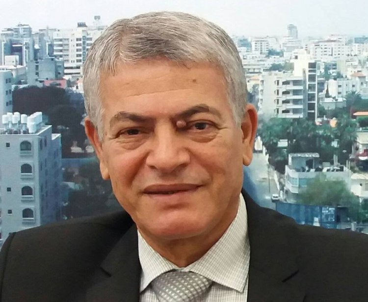 من ذاكرة التاريخ.. المناضل الكبير الشاعر كمال ناصر