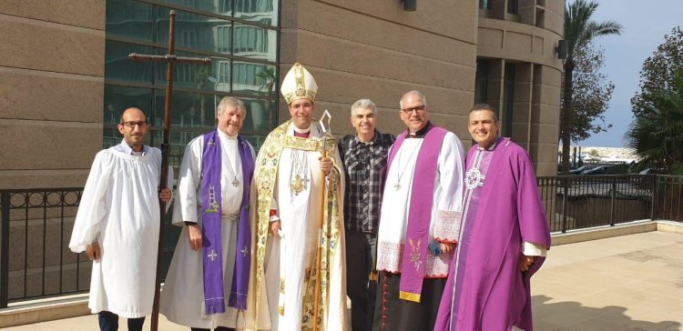 رئيس الأساقفة حسام نعوم يترأس قداس الأحد في كنيسة جميع القديسين في بيروت