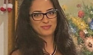 الآنسة ولاء صباغ من طرعان تنال الدكتوراة الفخرية من جامعة ميونخ الألمانية