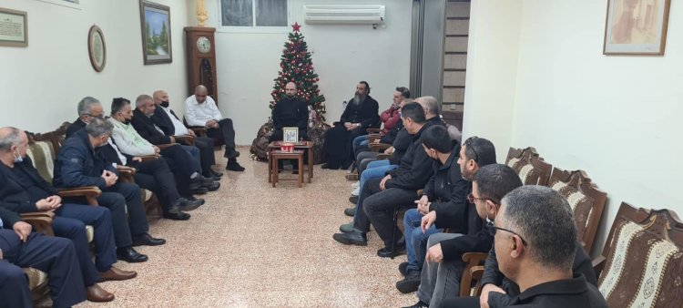 وفد إسلامي يقدم تهاني الأعياد الميلادية في كنيسة الروم الكاثوليك في حيفا