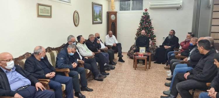 وفد إسلامي يقدم تهاني الأعياد الميلادية في كنيسة الروم الكاثوليك في حيفا