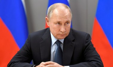 بوتين يحدد خلال اتصال مع نظيره الفرنسي النهج الأساسي للاتفاق المحتمل مع أوكرانيا