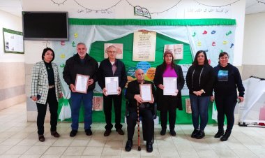 مجموعة من أعضاء"الاتحاد العام للكتّاب الفلسطينيين- الكرمل 48"  يلتقون طلاب مدارس طرعان ضمن برنامج آذار الثقافة