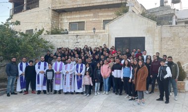 لقاء لشبيبة الإعدادية والثانوية الانجيلية في كنيسة القديس متّى - الزبابدة