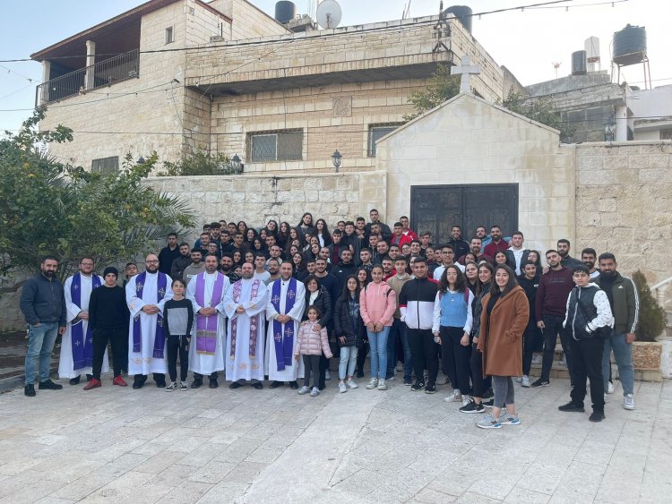 لقاء لشبيبة الإعدادية والثانوية الانجيلية في كنيسة القديس متّى - الزبابدة