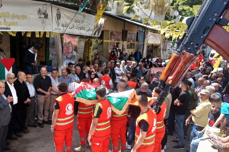 جنازات رمزية للشهيدة شيرين أبو عاقلة في المخيمات الفلسطينية في لبنان