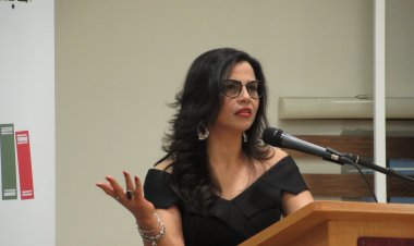 د. لينا الشيخ حشمة بين النقد والبحث