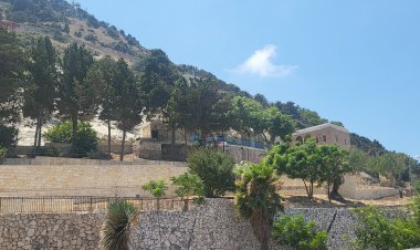 مغارة الخضر/ النبي إيليا على سفح الكرمل في حيفا