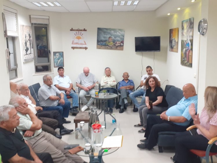 محبو القائد العربي جمال عبد الناصر يحيون ذكرى رحيله الـ52 في حيفا