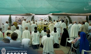 أبرشية القدس تحتفل بعيد سيدة فلسطين والأرض المقدسة في دير رافات