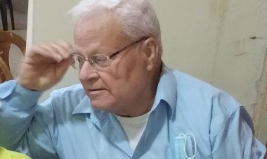 العمرُ والغربال