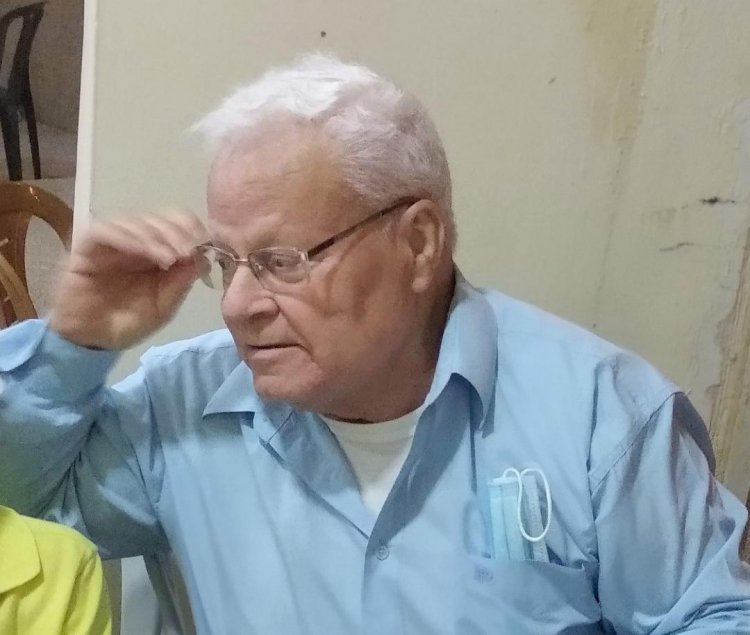 العمرُ والغربال