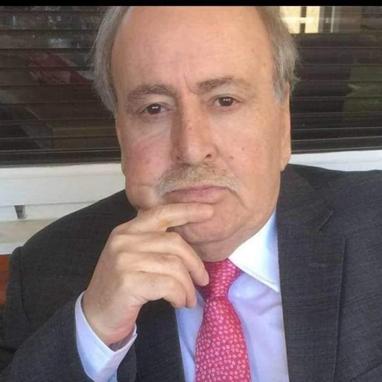 عن شجرة عيد الميلاد