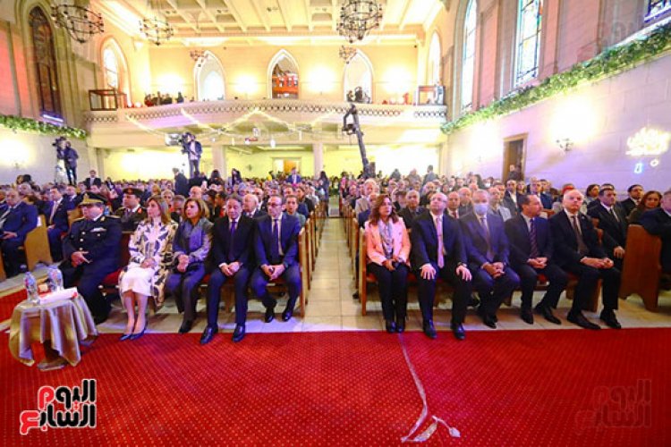 الكنيسة الإنجيلية المصرية تحتفل بعيد الميلاد المجيد بقصر الدوبار
