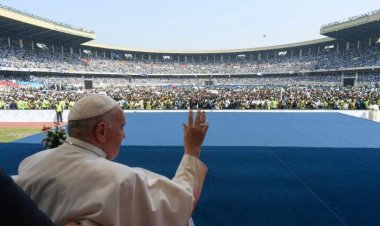 البابا فرنسيس يلتقي الدبلوماسيين والشباب والمكرسين وضحايا العنف في الكونغو