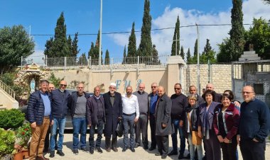 وفد من المتابعة يؤكد وقوفه الى جانب المؤسسات المسيحية في الناصرة بعد موجة الاعتداءات الأخيرة