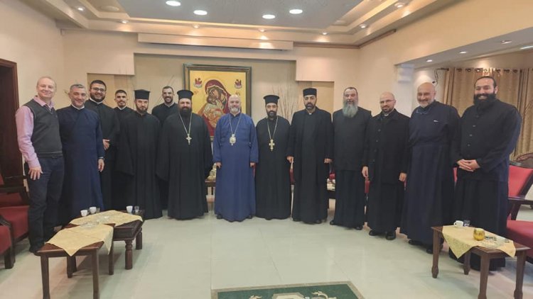 الكنائس الأرثوذكسية تقدم تهاني عيد الفصح للكنائس الغربية في حيفا
