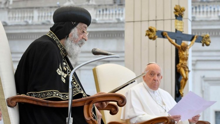 البطريرك تواضروس الثاني يُبارك طريق سينودس الكنيسة الكاثوليكيّة