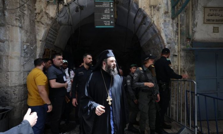 التجمع الوطني المسيحي يحذر من الاعتداءات العنصرية على المقدسات المسيحية في القدس