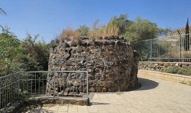 "الشلال المخفي" على ضفاف طبريا - "عين أيوب" أو "عيون السبعة"