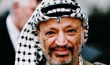 الذكرى الـ19 لرحيل الرئيس الفلسطيني الرمز ياسر عرفات