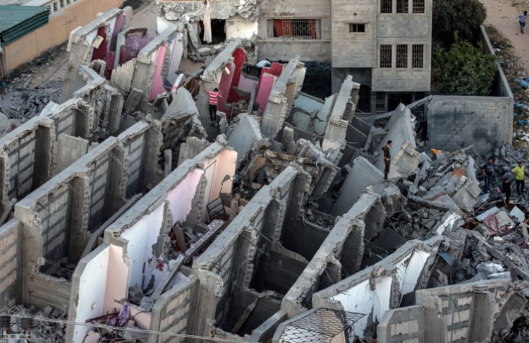 هدنة يومية اعتبارا من اليوم الـ 34 للحرب على غزة في ظل مخاطر انتشار الأمراض في القطاع وتراجع القطاع الاقتصادي في اسرائيل