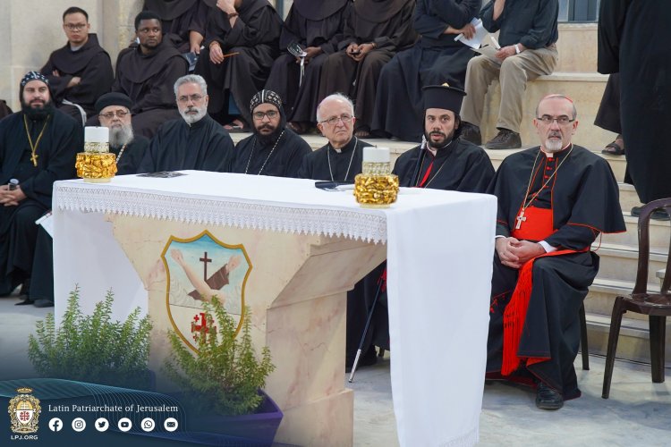 البابا فرنسيس والكاردينال بييرباتيستا... نصلي معكم ومن أجلكم للسلام