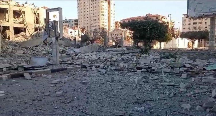 عشرات القتلى والجرحى في قصف إسرائيلي استهدف منازل في وسط وجنوب القطاع