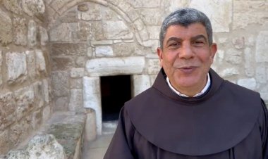 نائب حارس الأرض المقدسة في لقاء مع موقع الفاتيكان يطالب بوقف إطلاق النار