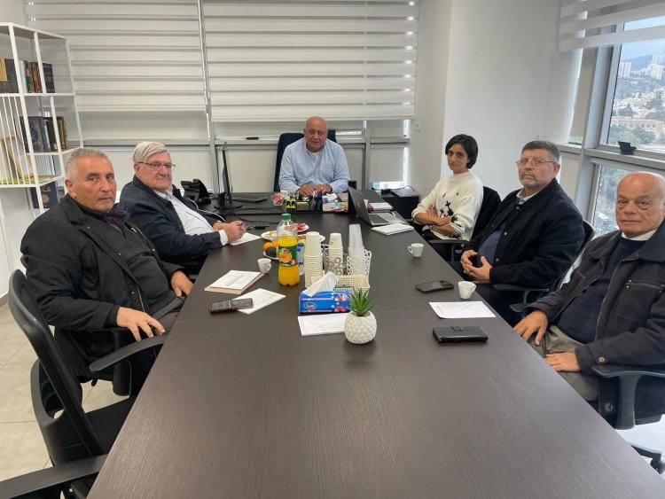 الاتّحاد العام للكتّاب ومجمع اللغة العربيّة يلتقيان حول آفاق تعاون لتعزيز مكانة اللغة العربيّة