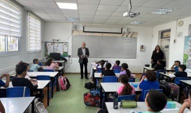 الإتّحاد العامّ للكتّاب الفلسطينيّين - الكرمل 48 يشارك مدرسة الأحمديّة الابتدائيّة - الكبابير احتفالاتها بأسبوع اللّغة العربيّة والتّراث