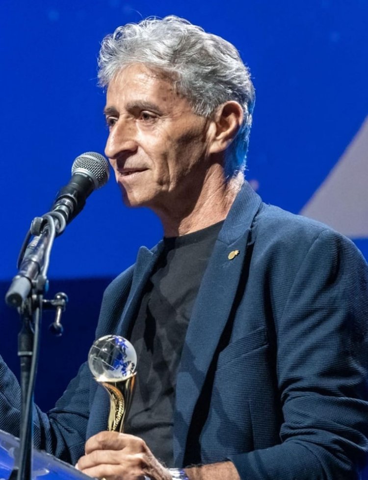 الفنان الشفاعمري سعيد سلامة يفوز بجائزة الإيمي لعام 2024