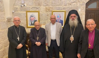 البطريرك صباح وعدد من الأساقفة يلتقون وزير السياحة الفلسطيني لبحث سبل تطوير الحج المسيحي إلى فلسطين